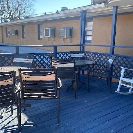 Andy Griffith Parkway Inn Mount Airy Buitenkant foto